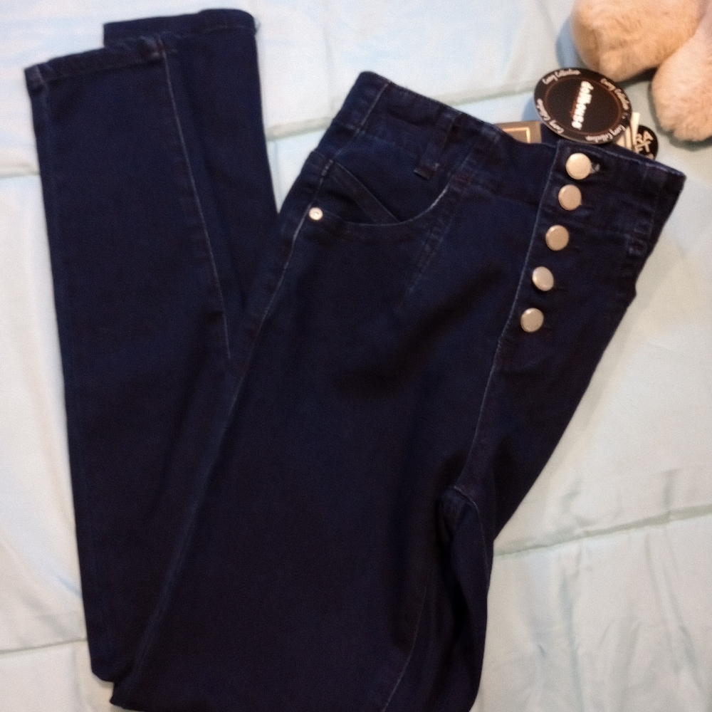 NWT Dollhouse High Rise Skinny Jeans with Button Detail - Picture 5 of 7